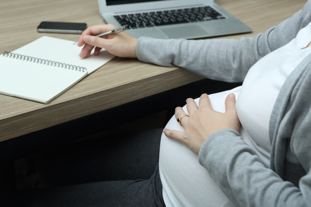 Contacting a Lawyer for a Pregnancy Discrimination Case